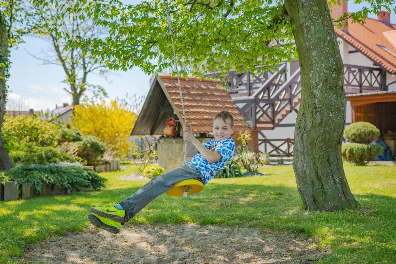 Domki Dzika Roza Ujście-Darłowskie Exteriör bild